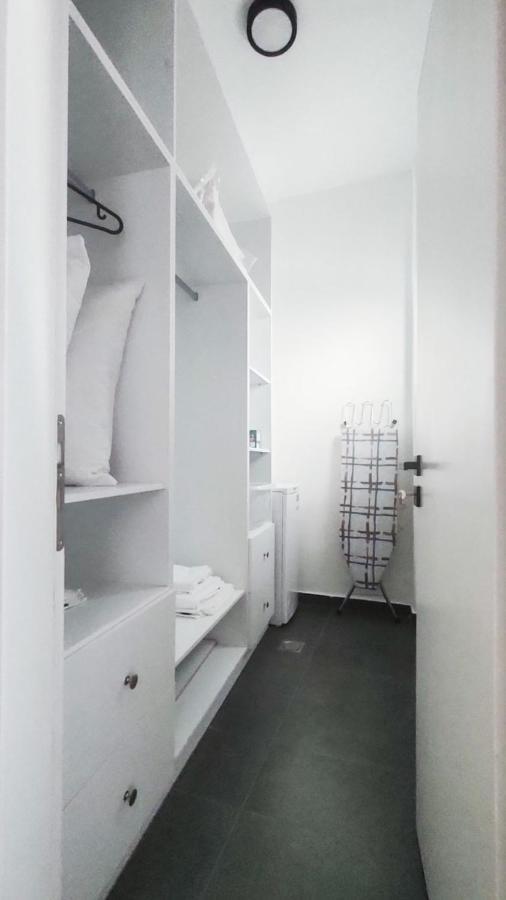 Ionis Seafront Suite Preveza Bagian luar foto